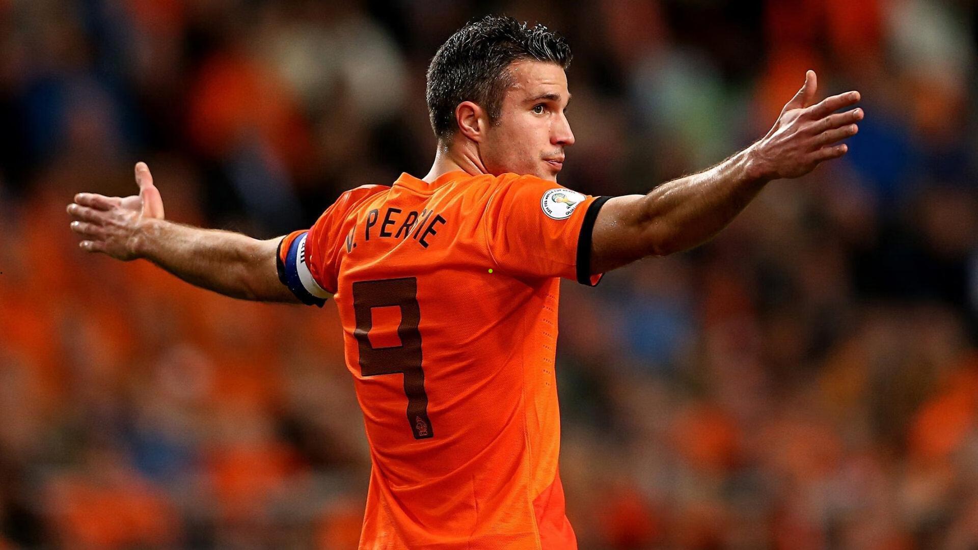 新星多库自称新梅西引热议,是自信过度还是实力使然?