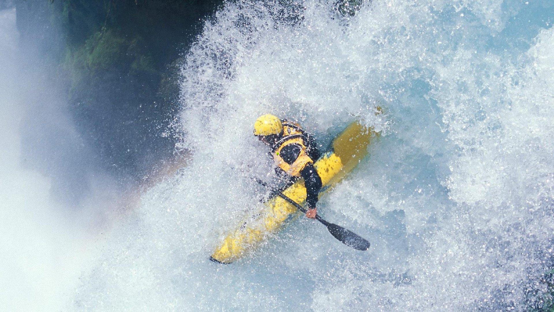 青春风暴席卷乒乓世青赛！李和宸/覃予萱U19混双逆转夺冠